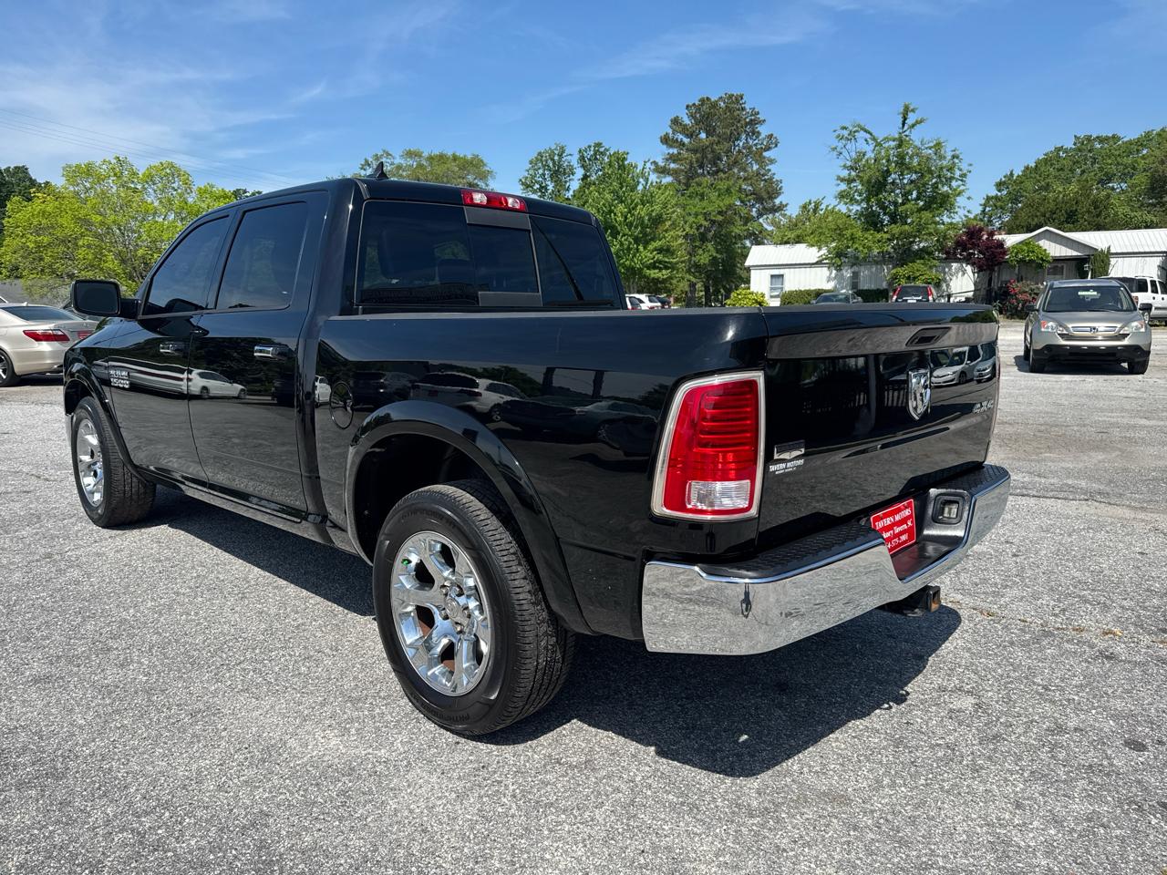 RAM 1500 Laramie Crew Cab SWB 4WD 2014