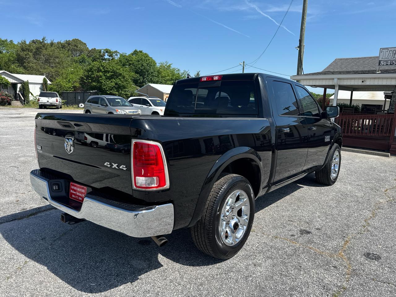 RAM 1500 Laramie Crew Cab SWB 4WD 2014