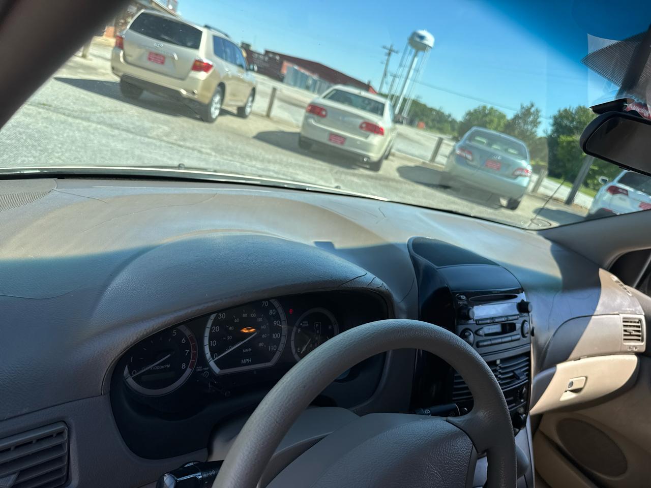 Toyota Sienna LE - 7 Passenger 2004