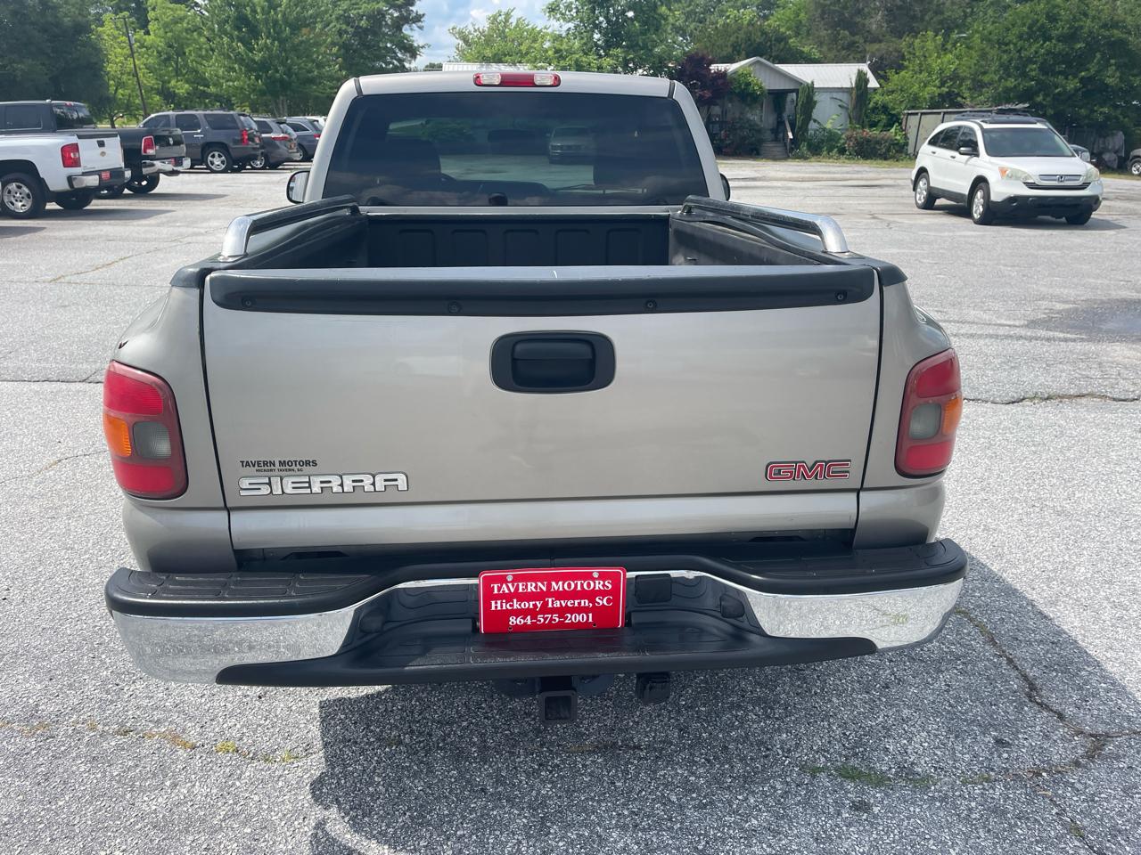 GMC Sierra 1500 2WD Reg Cab 133.0" SL 2003