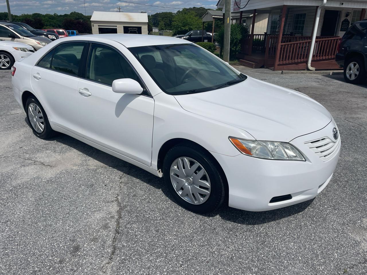 Toyota Camry 4dr Sdn I4 Auto LE (Natl) 2008