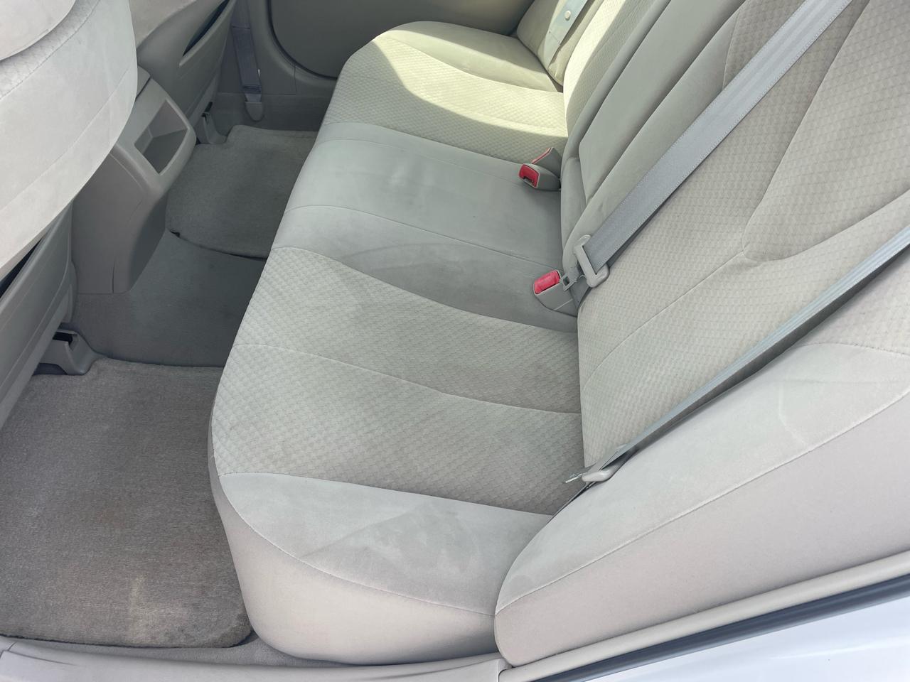 Toyota Camry 4dr Sdn I4 Auto LE (Natl) 2008
