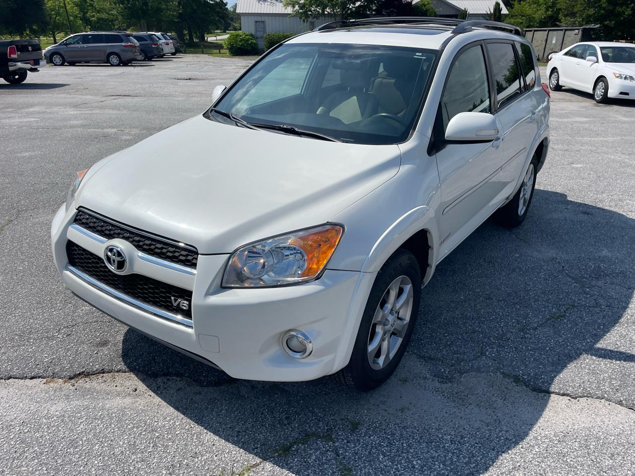 Toyota RAV4 Limited V6 2WD 2010