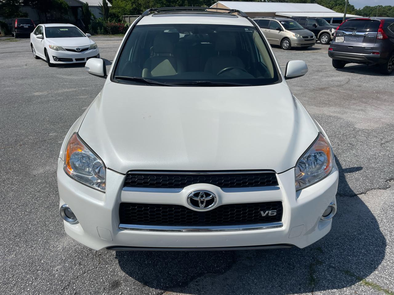 Toyota RAV4 Limited V6 2WD 2010