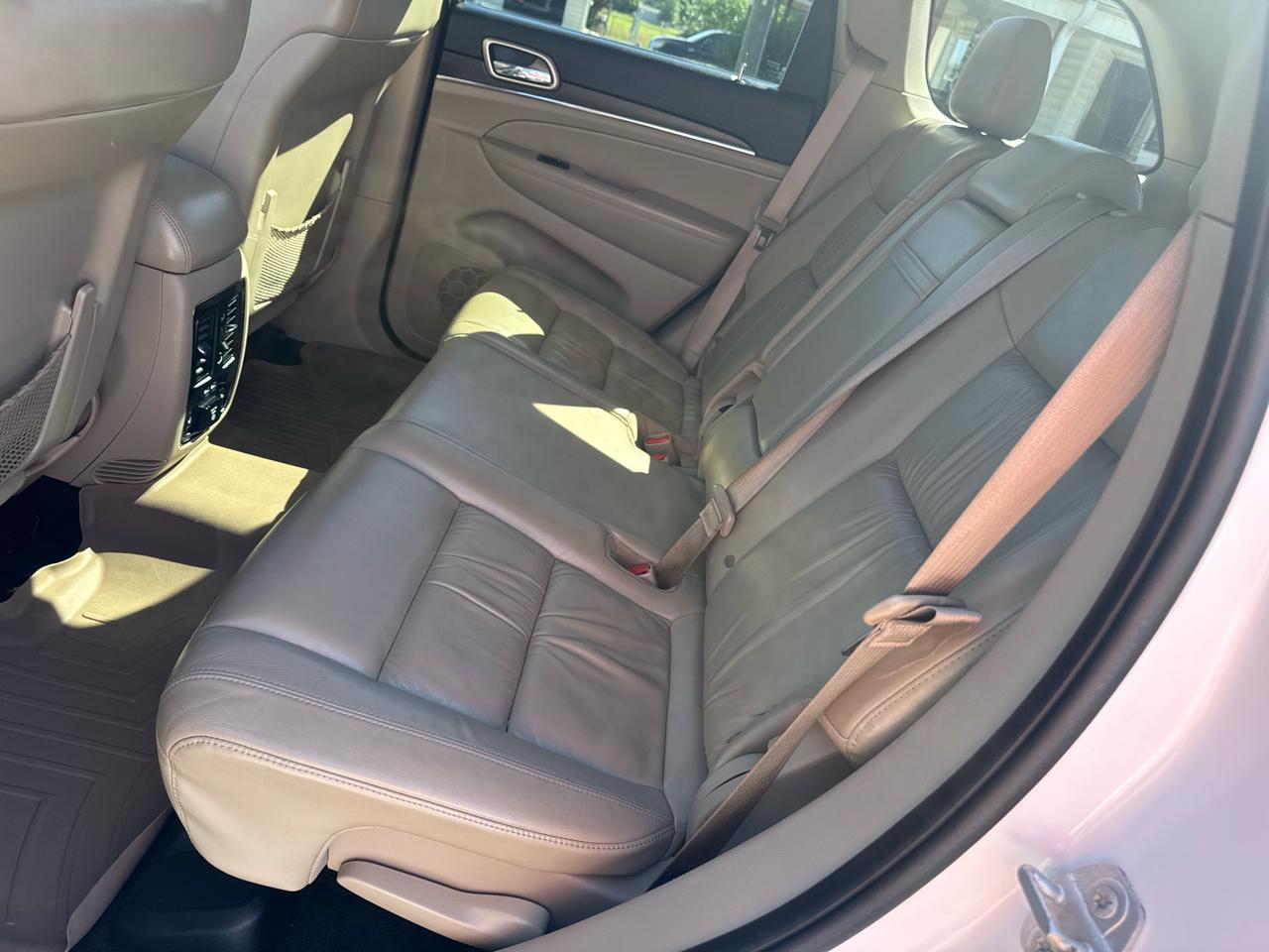Jeep Grand Cherokee Limited 2WD 2015