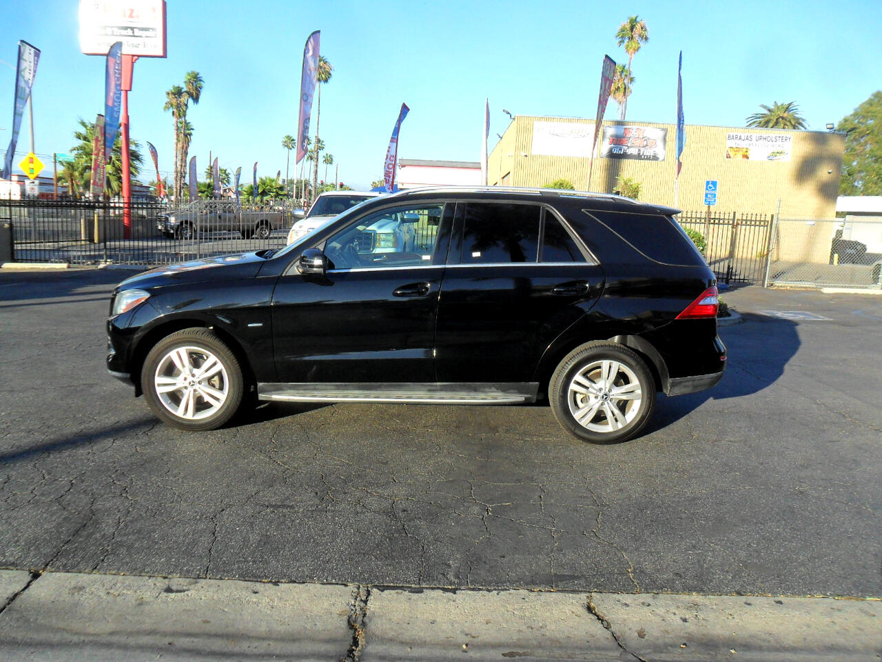 Mercedes-Benz M-Class 4MATIC 4dr ML 350 BlueTEC 2012 Mercedes-Benz M-Class 4MATIC 4dr ML 350 BlueTEC 2012