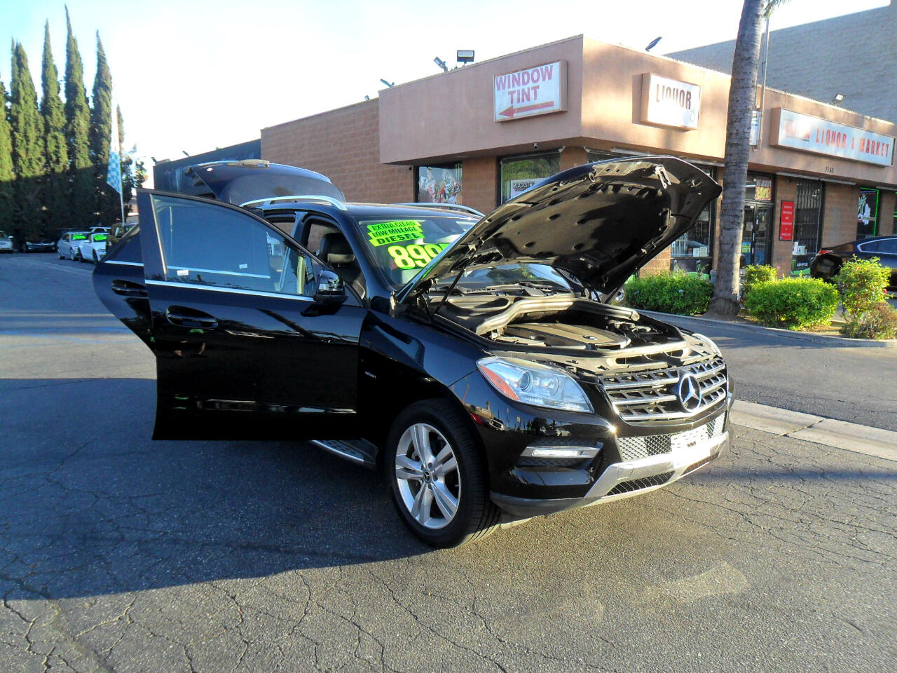 Mercedes-Benz M-Class 4MATIC 4dr ML 350 BlueTEC 2012 Mercedes-Benz M-Class 4MATIC 4dr ML 350 BlueTEC 2012