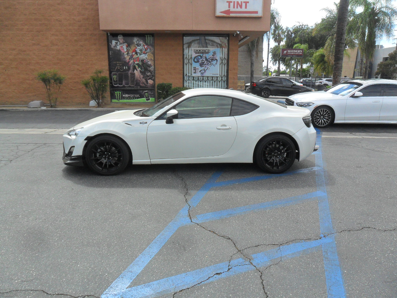 Scion FR-S 2dr Cpe Man (Natl) 2013 Scion FR-S 2dr Cpe Man (Natl) 2013