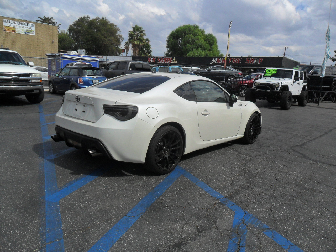 Scion FR-S 2dr Cpe Man (Natl) 2013 Scion FR-S 2dr Cpe Man (Natl) 2013