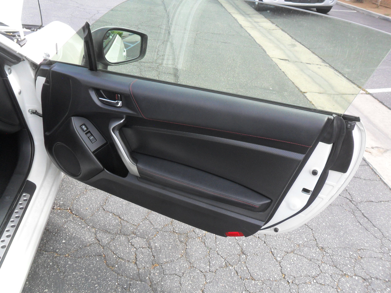 Scion FR-S 2dr Cpe Man (Natl) 2013 Scion FR-S 2dr Cpe Man (Natl) 2013