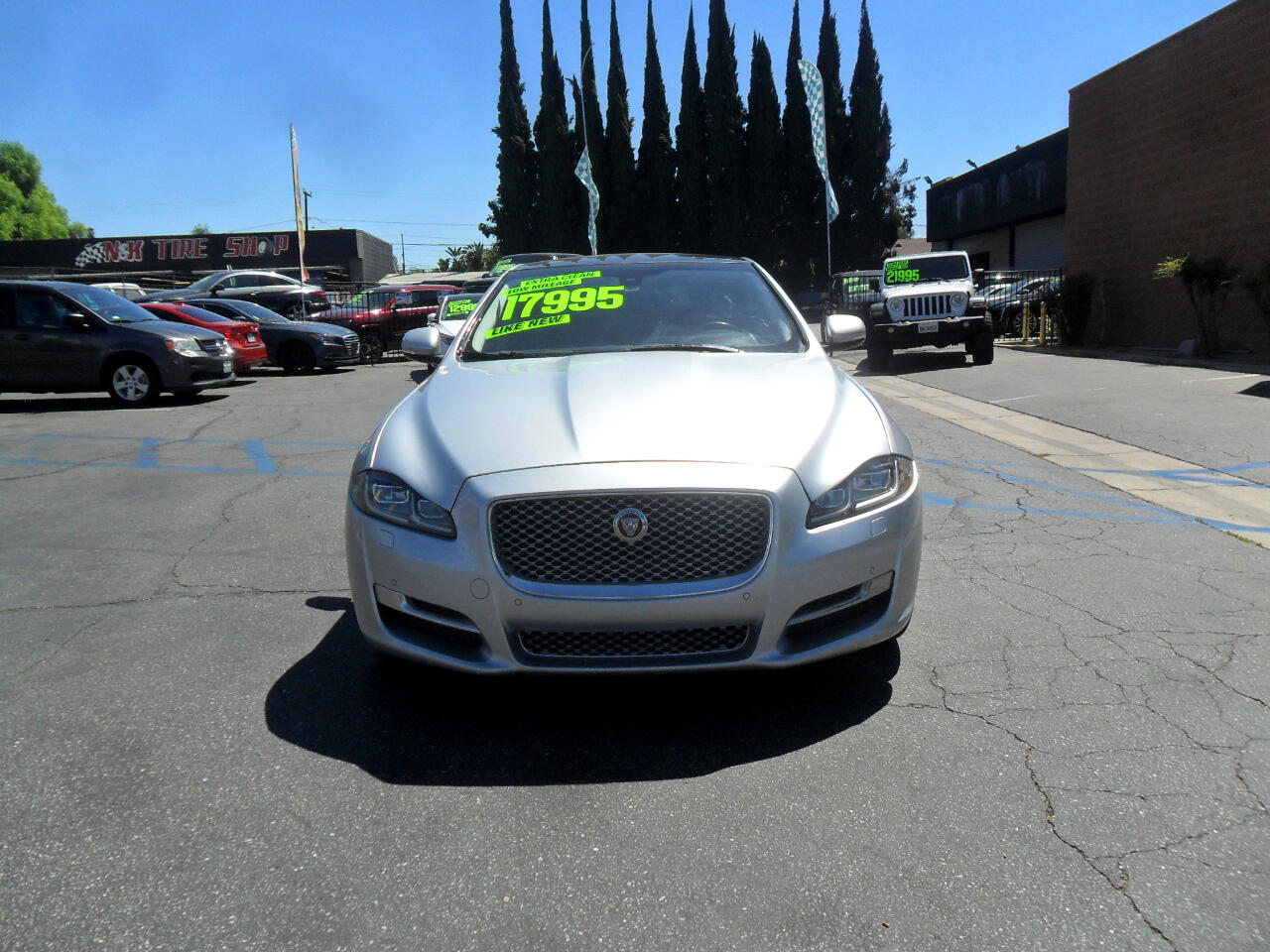 Jaguar XJ XJL Portfolio RWD 2017 Jaguar XJ XJL Portfolio RWD 2017