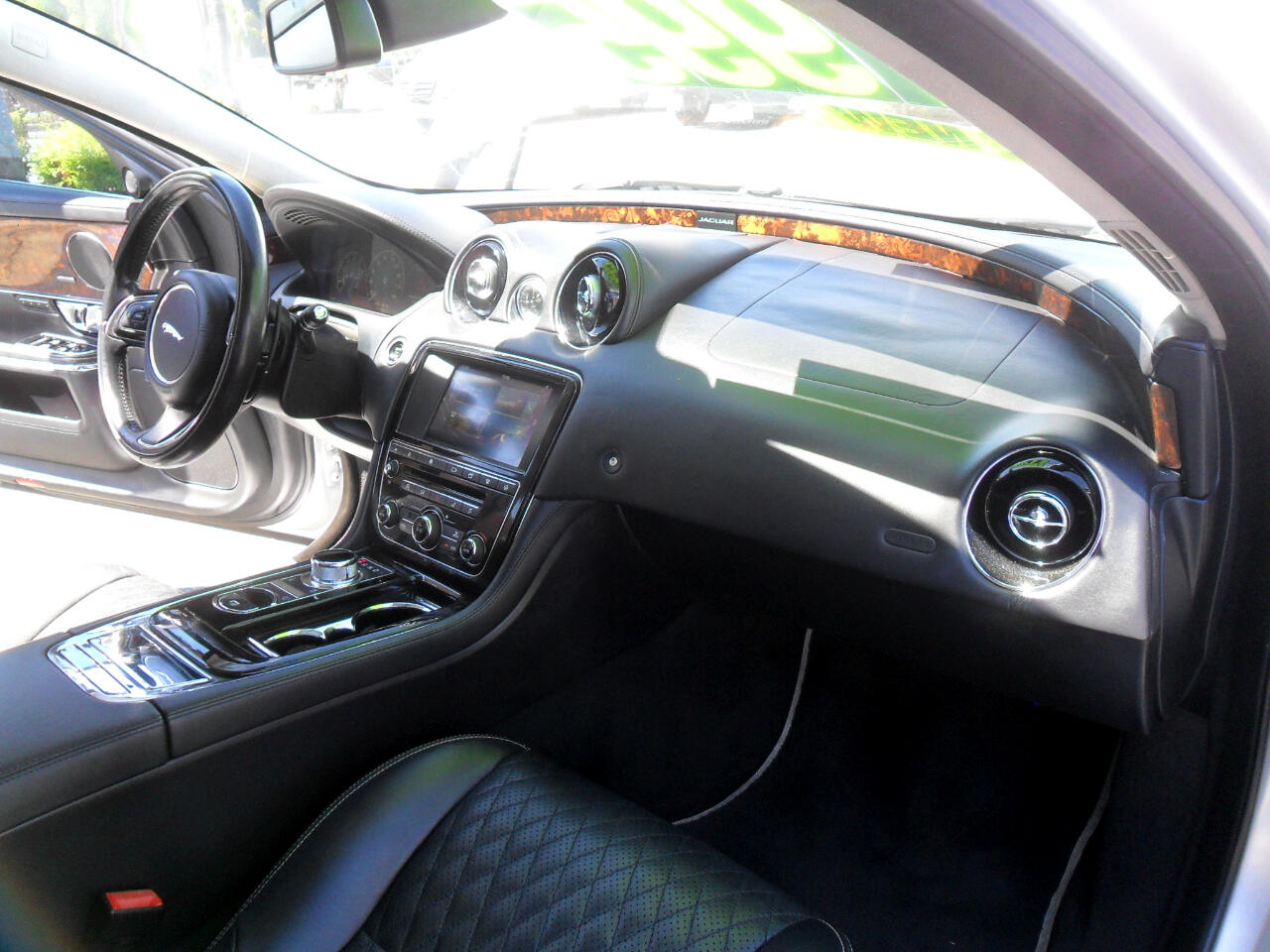 Jaguar XJ XJL Portfolio RWD 2017 Jaguar XJ XJL Portfolio RWD 2017