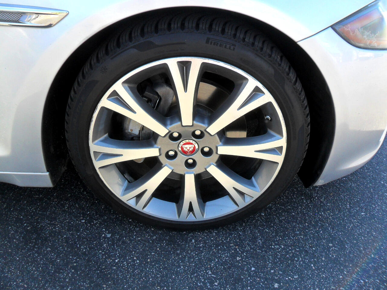 Jaguar XJ XJL Portfolio RWD 2017 Jaguar XJ XJL Portfolio RWD 2017