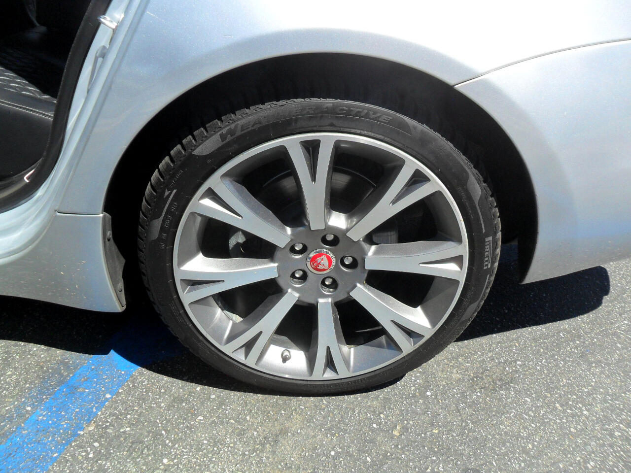 Jaguar XJ XJL Portfolio RWD 2017 Jaguar XJ XJL Portfolio RWD 2017