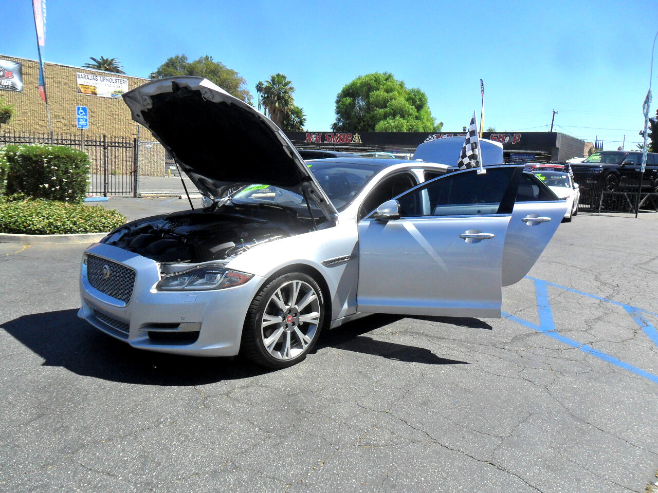 Jaguar XJ XJL Portfolio RWD 2017 Jaguar XJ XJL Portfolio RWD 2017