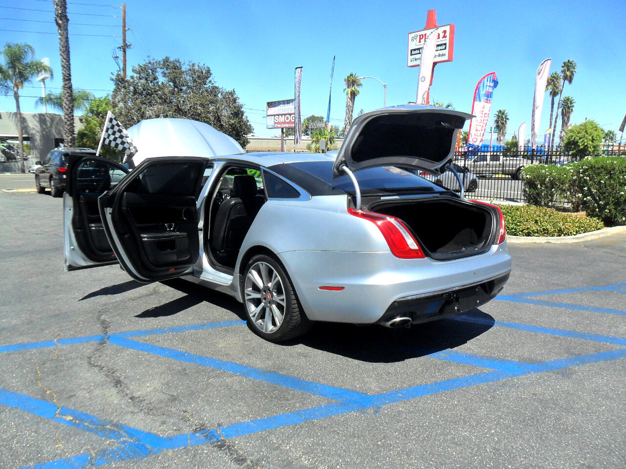 Jaguar XJ XJL Portfolio RWD 2017 Jaguar XJ XJL Portfolio RWD 2017