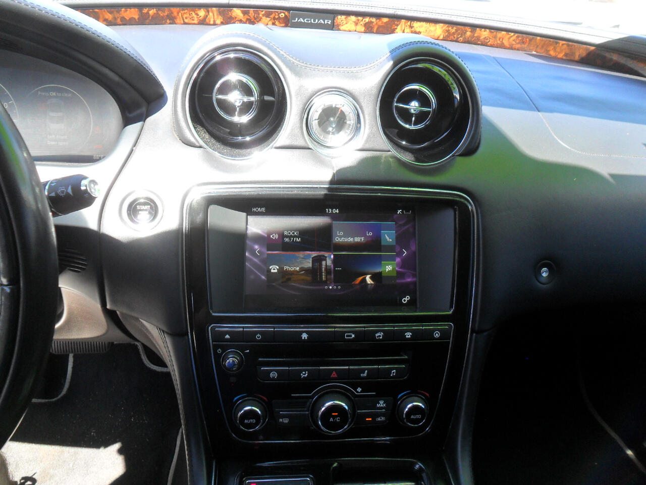 Jaguar XJ XJL Portfolio RWD 2017 Jaguar XJ XJL Portfolio RWD 2017