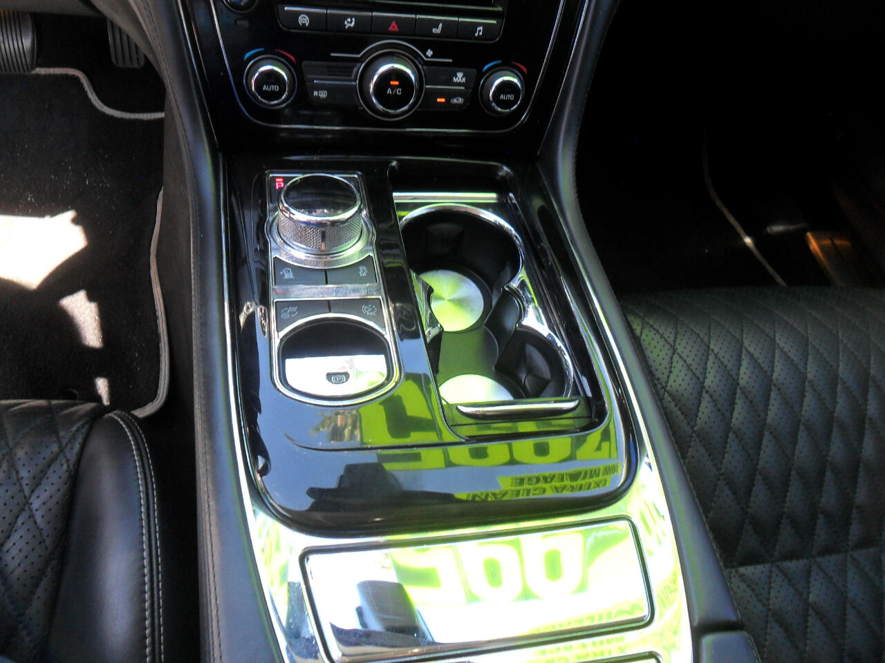 Jaguar XJ XJL Portfolio RWD 2017 Jaguar XJ XJL Portfolio RWD 2017