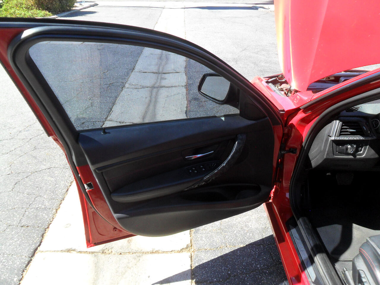 BMW 3 Series 4dr Sdn 328i RWD South Africa 2015 BMW 3 Series 4dr Sdn 328i RWD South Africa 2015