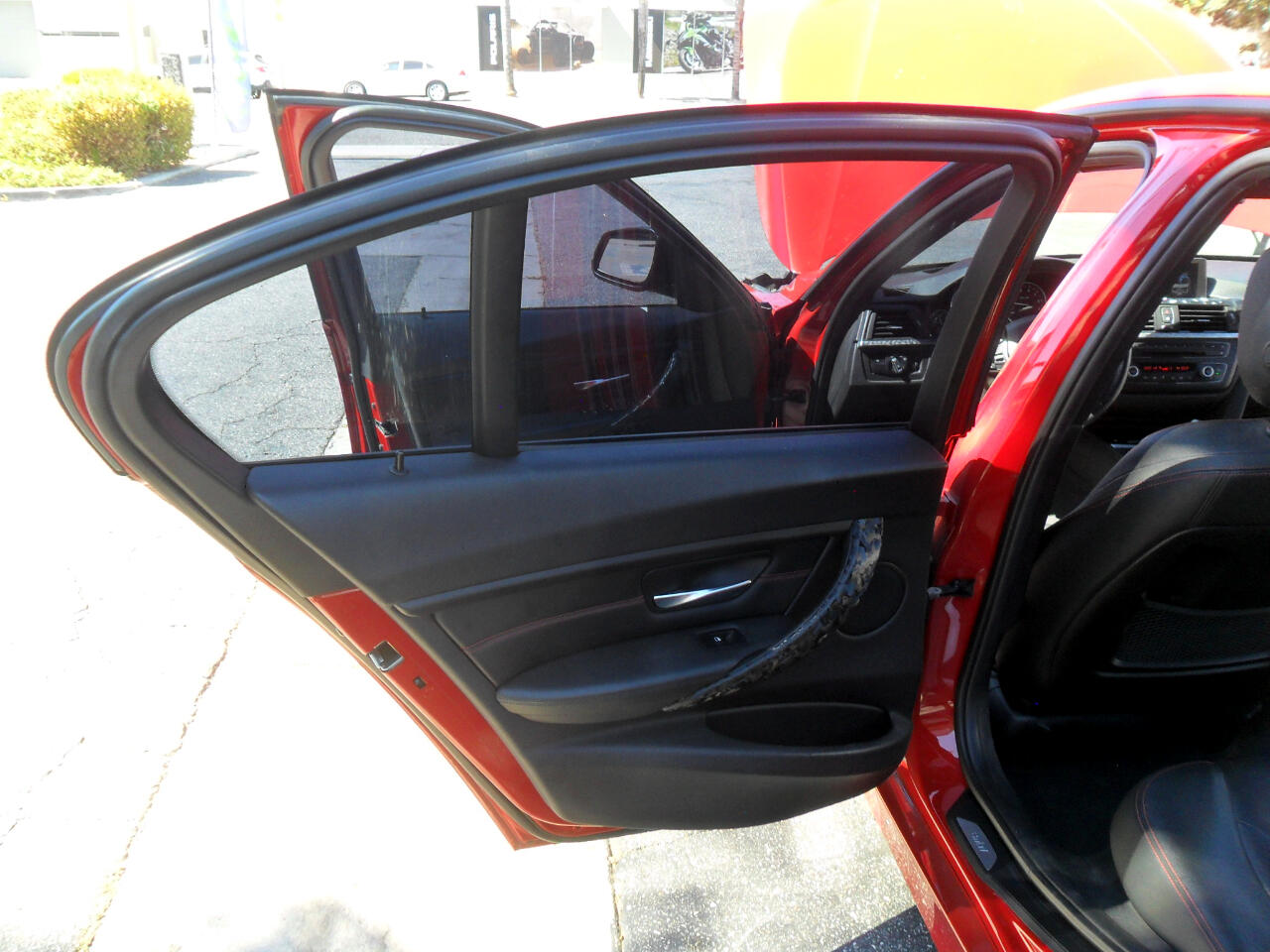 BMW 3 Series 4dr Sdn 328i RWD South Africa 2015 BMW 3 Series 4dr Sdn 328i RWD South Africa 2015