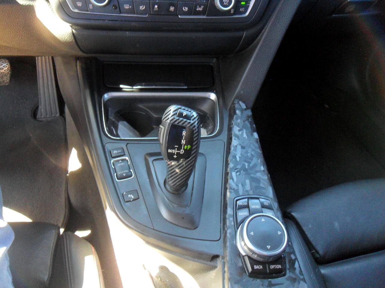 BMW 3 Series 4dr Sdn 328i RWD South Africa 2015 BMW 3 Series 4dr Sdn 328i RWD South Africa 2015