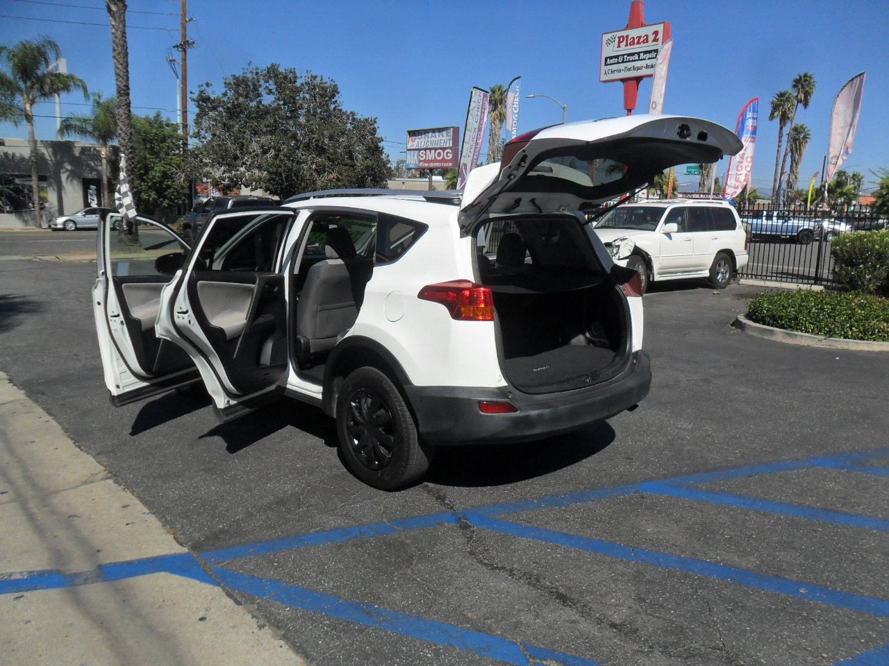 Toyota RAV4 FWD 4dr LE (Natl) 2014 Toyota RAV4 FWD 4dr LE (Natl) 2014