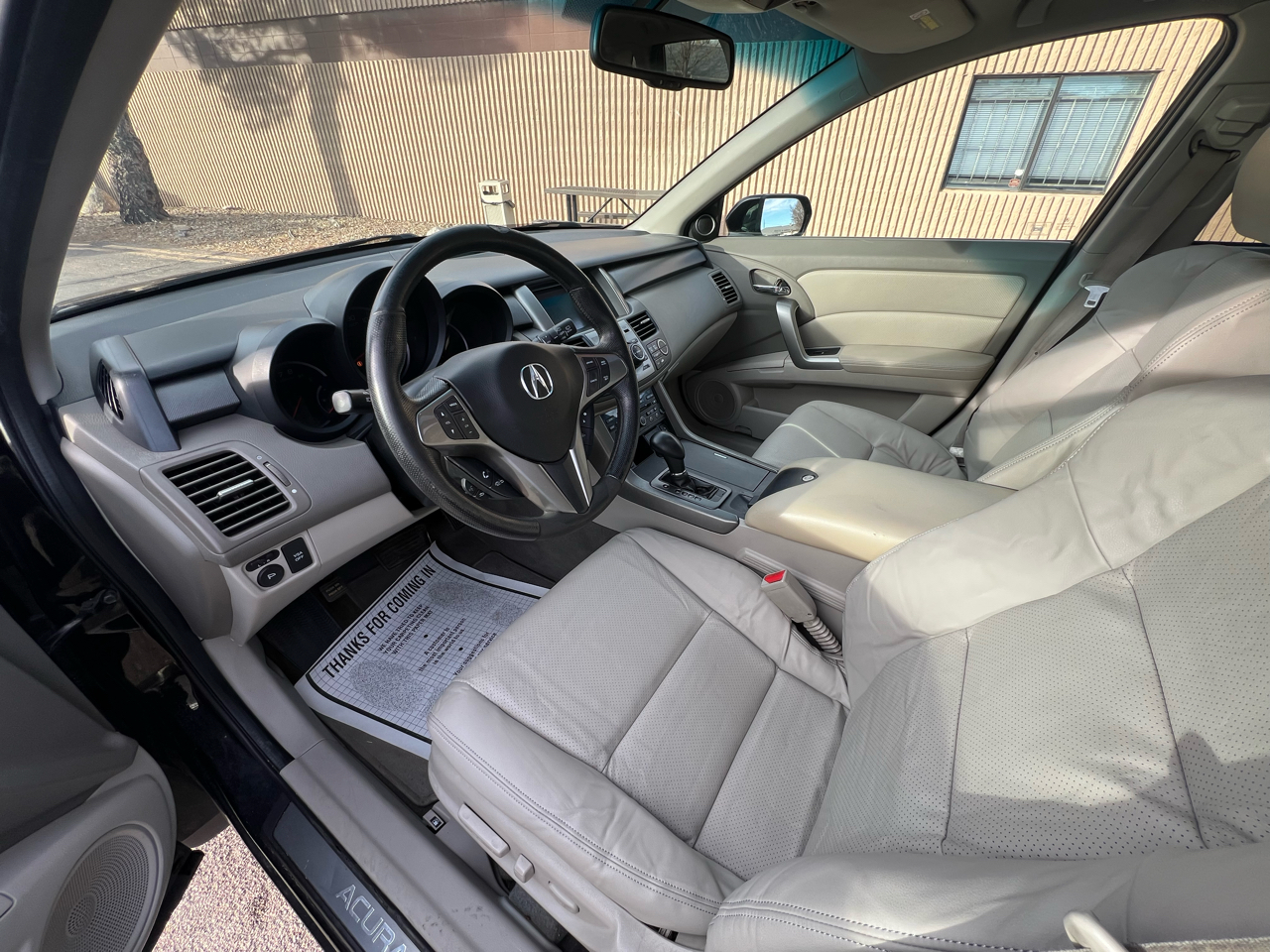 Acura RDX 5-Spd AT SH-AWD with Technology Package 2011