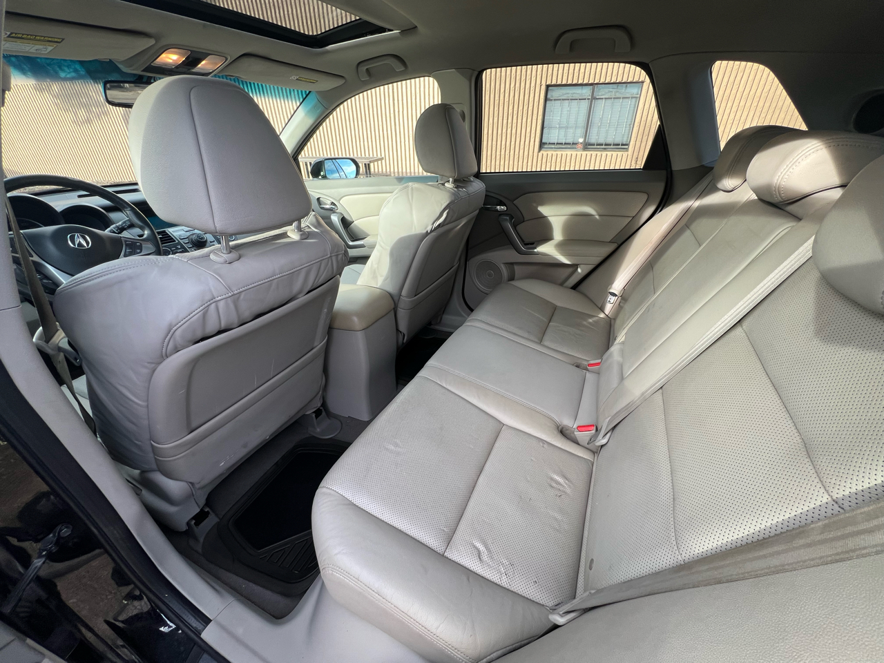 Acura RDX 5-Spd AT SH-AWD with Technology Package 2011