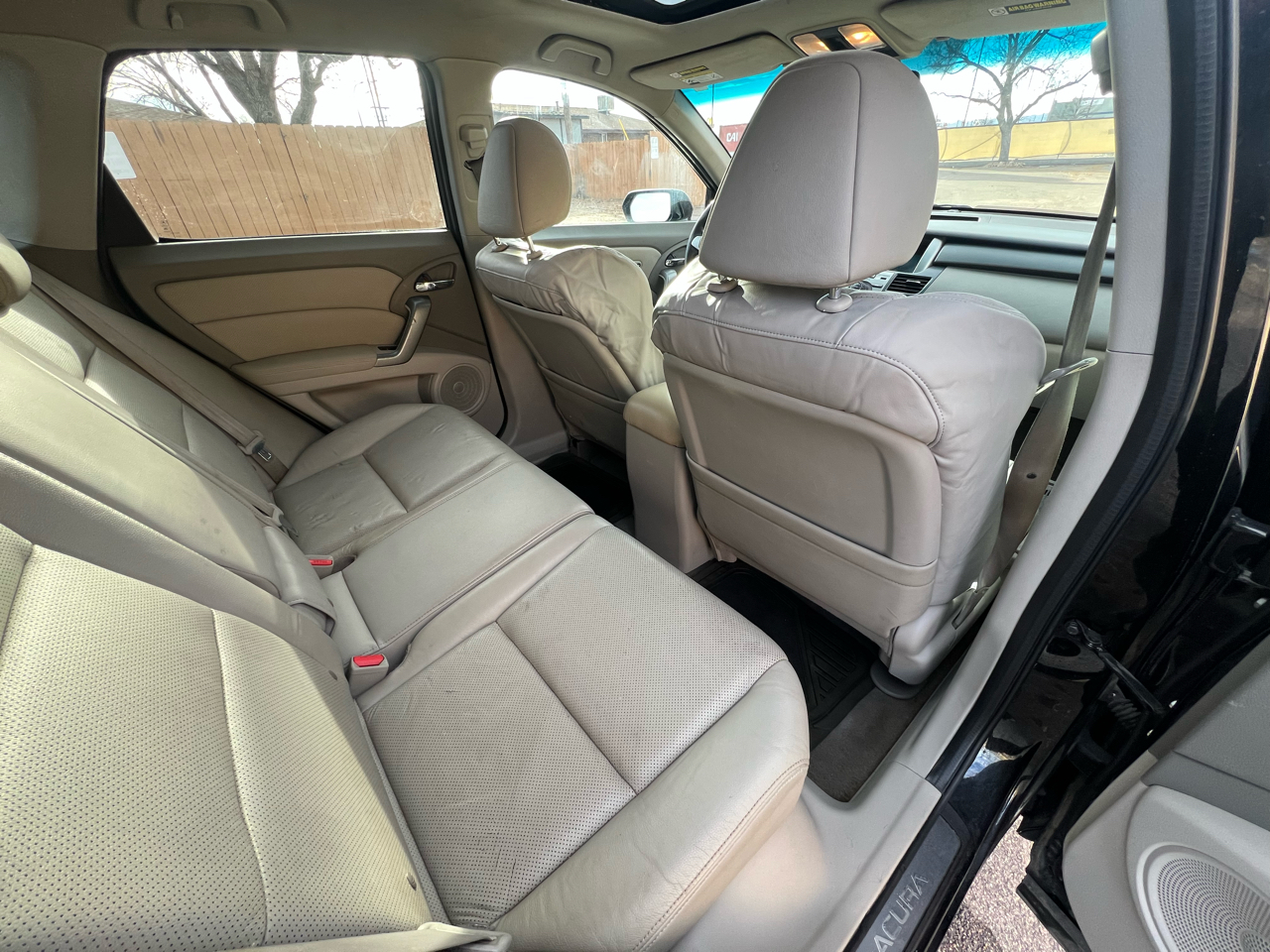 Acura RDX 5-Spd AT SH-AWD with Technology Package 2011