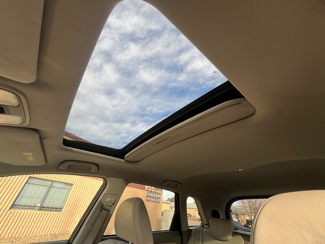 Acura RDX 5-Spd AT SH-AWD with Technology Package 2011