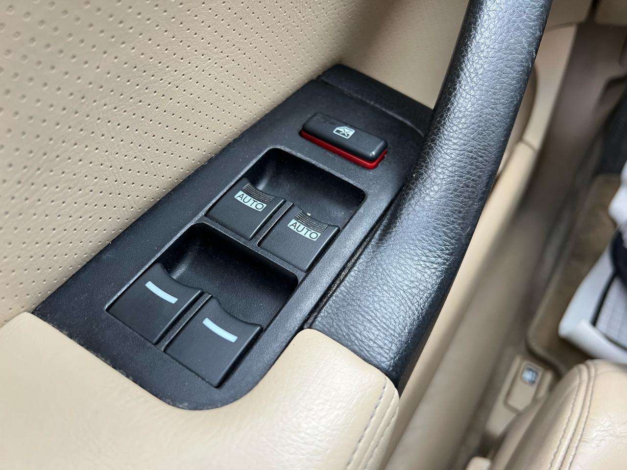 Acura TL 6-Speed MT 2006