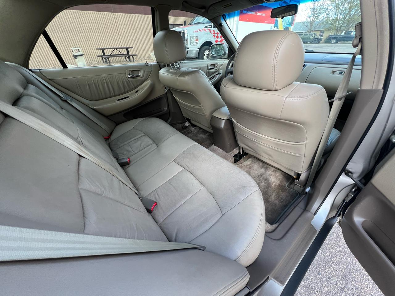 Honda Accord LX sedan 1999