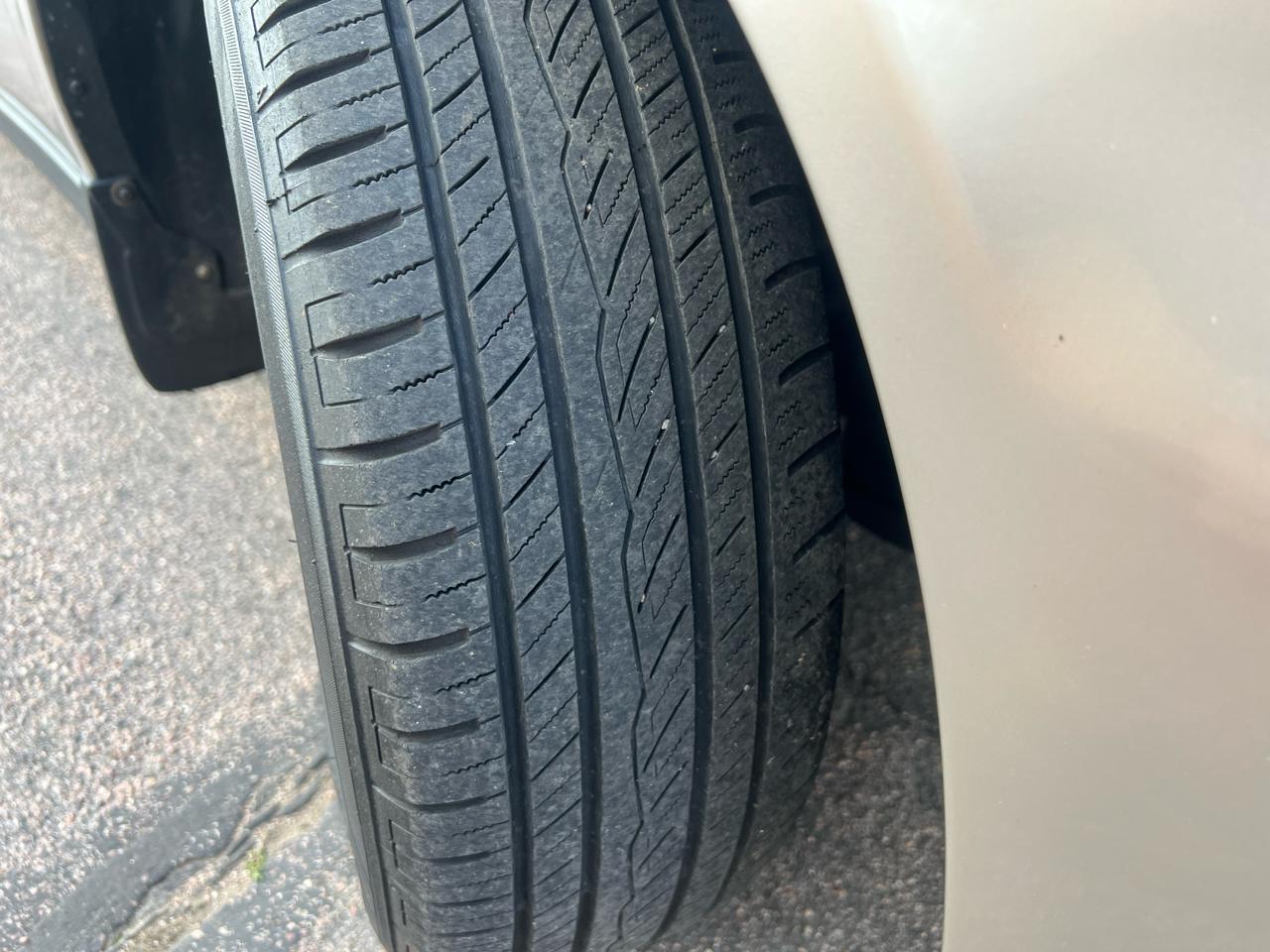 Honda Accord LX sedan 1999