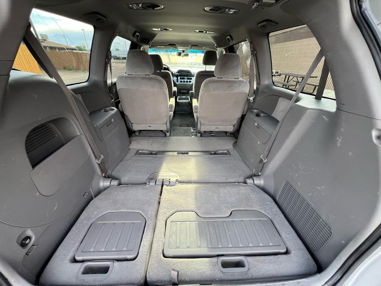 Honda Odyssey LX 2010