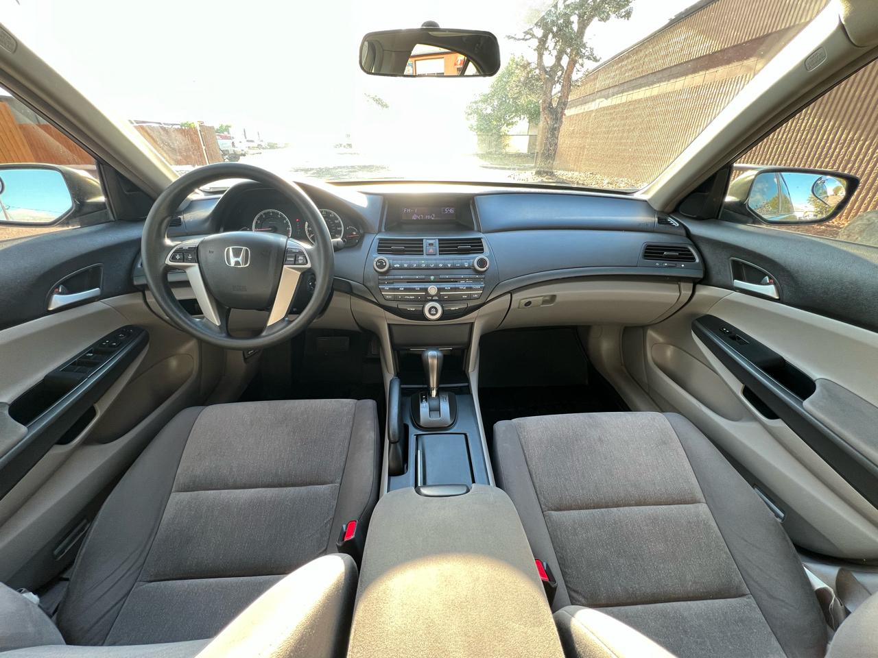 Honda Accord LX sedan AT 2008