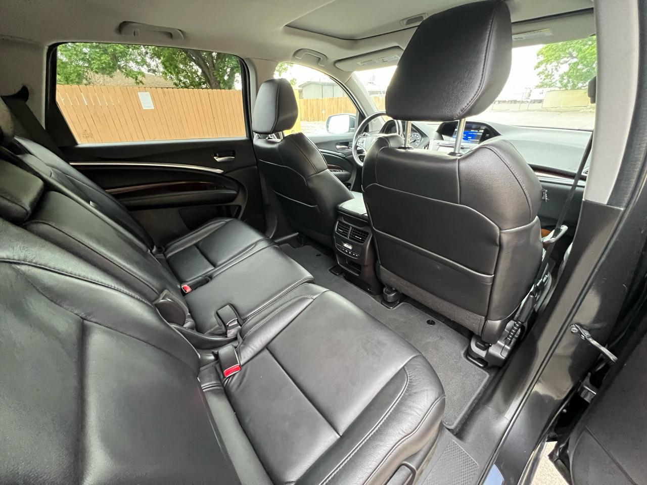 Acura MDX 6-Spd AT w/Tech Package 2015