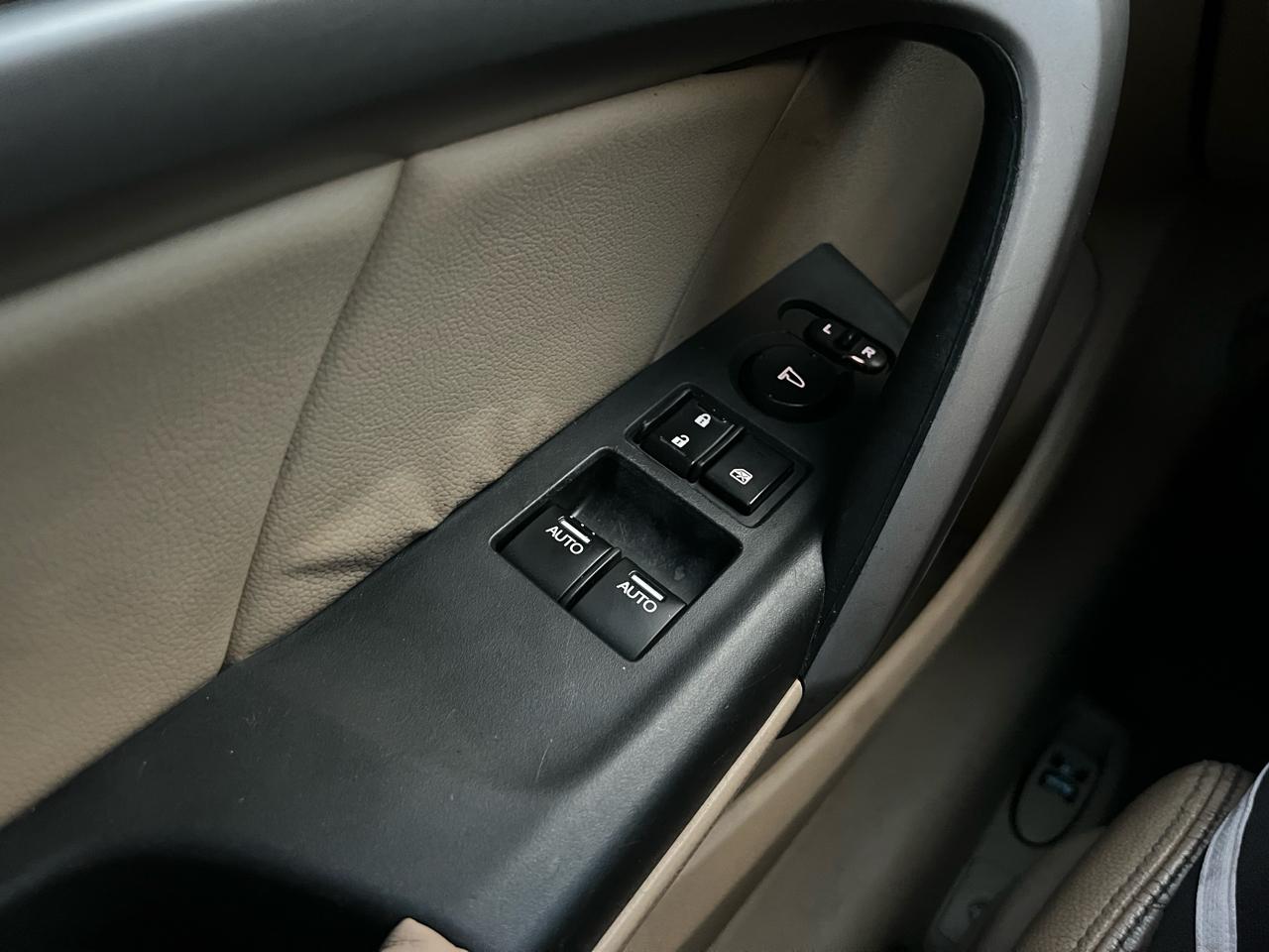 Honda Accord EX-L V6 Coupe AT 2012