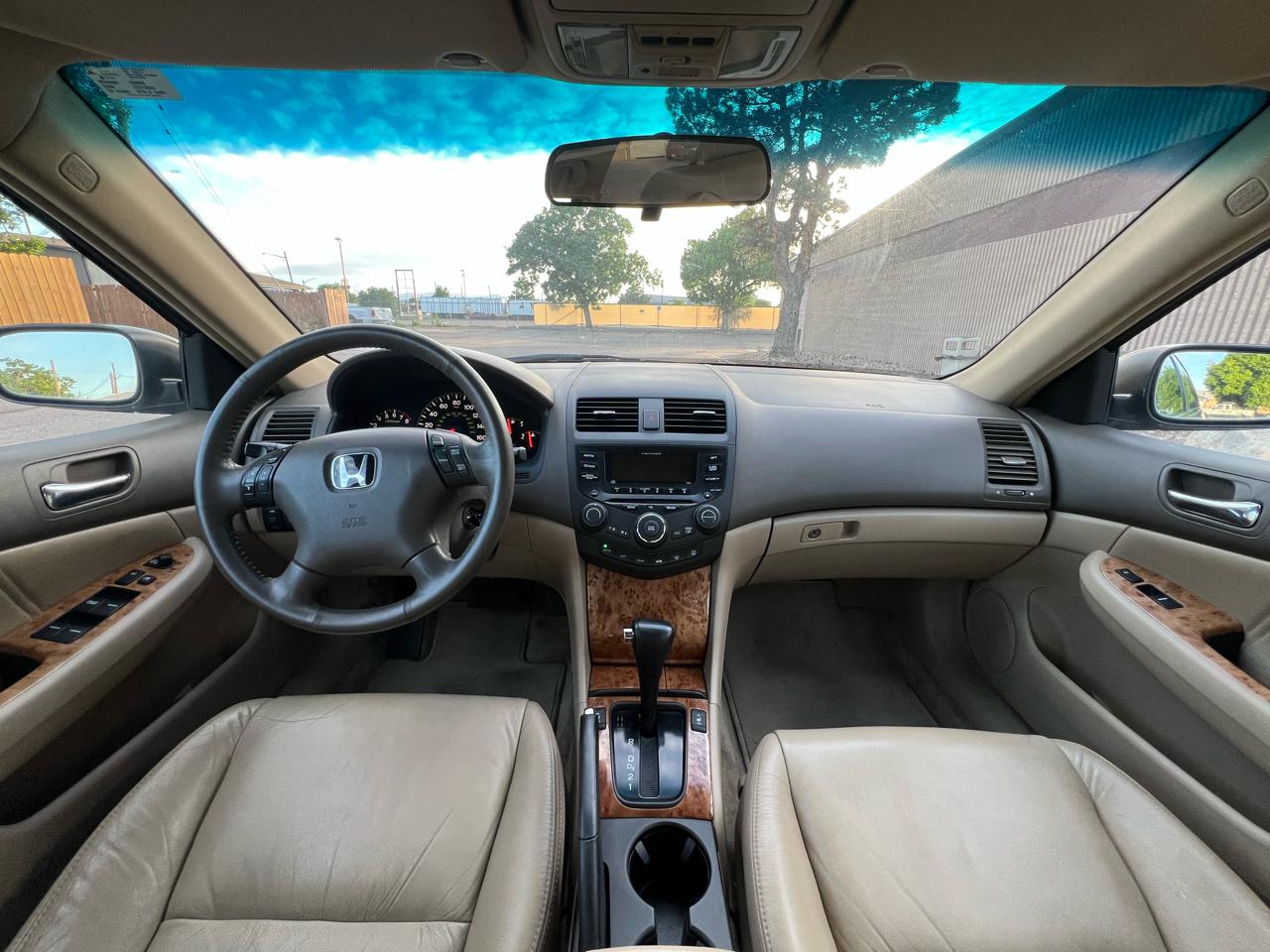 Honda Accord EX V6 sedan AT 2003