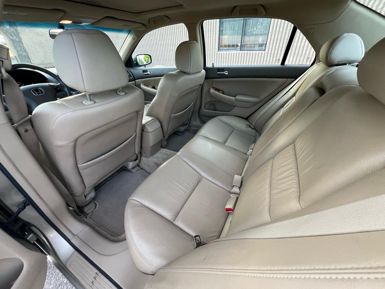 Honda Accord EX V6 sedan AT 2003