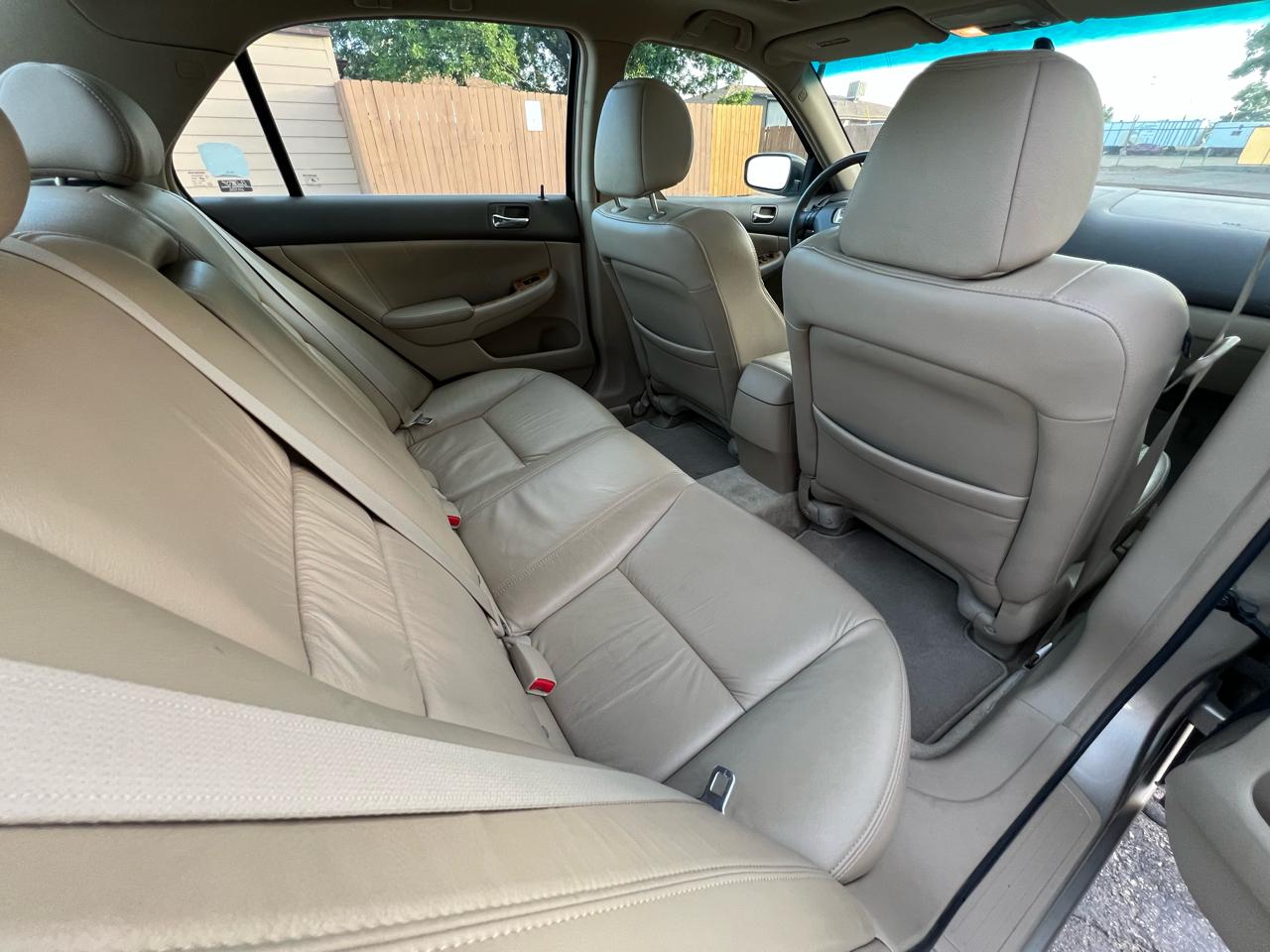Honda Accord EX V6 sedan AT 2003
