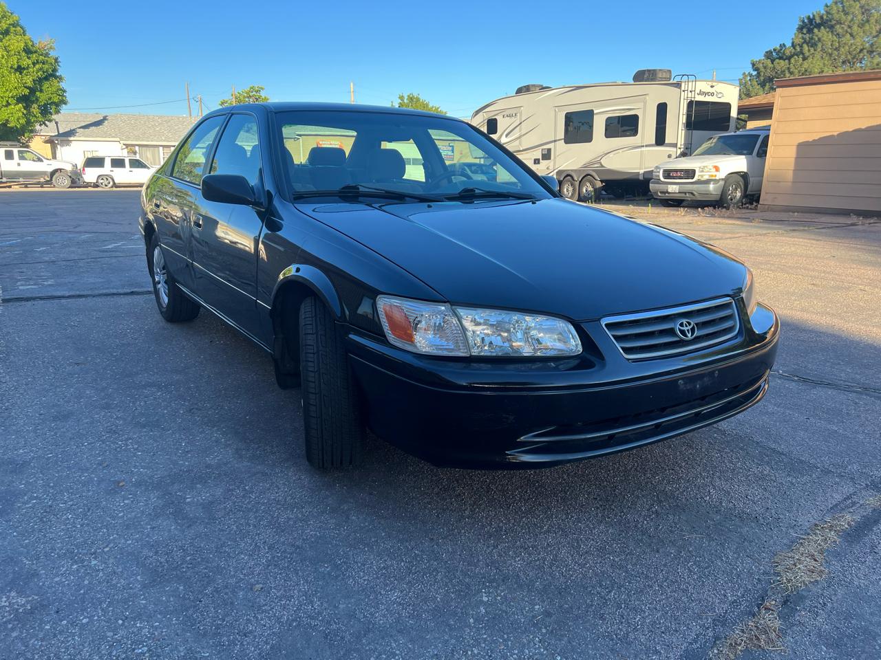 Toyota Camry CE 2001