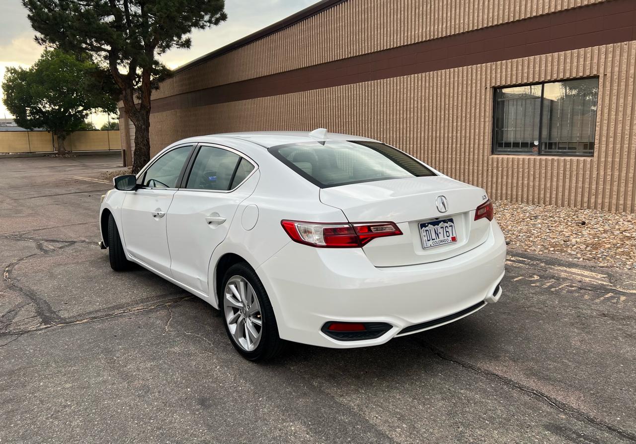 Acura ILX 8-Spd AT 2016