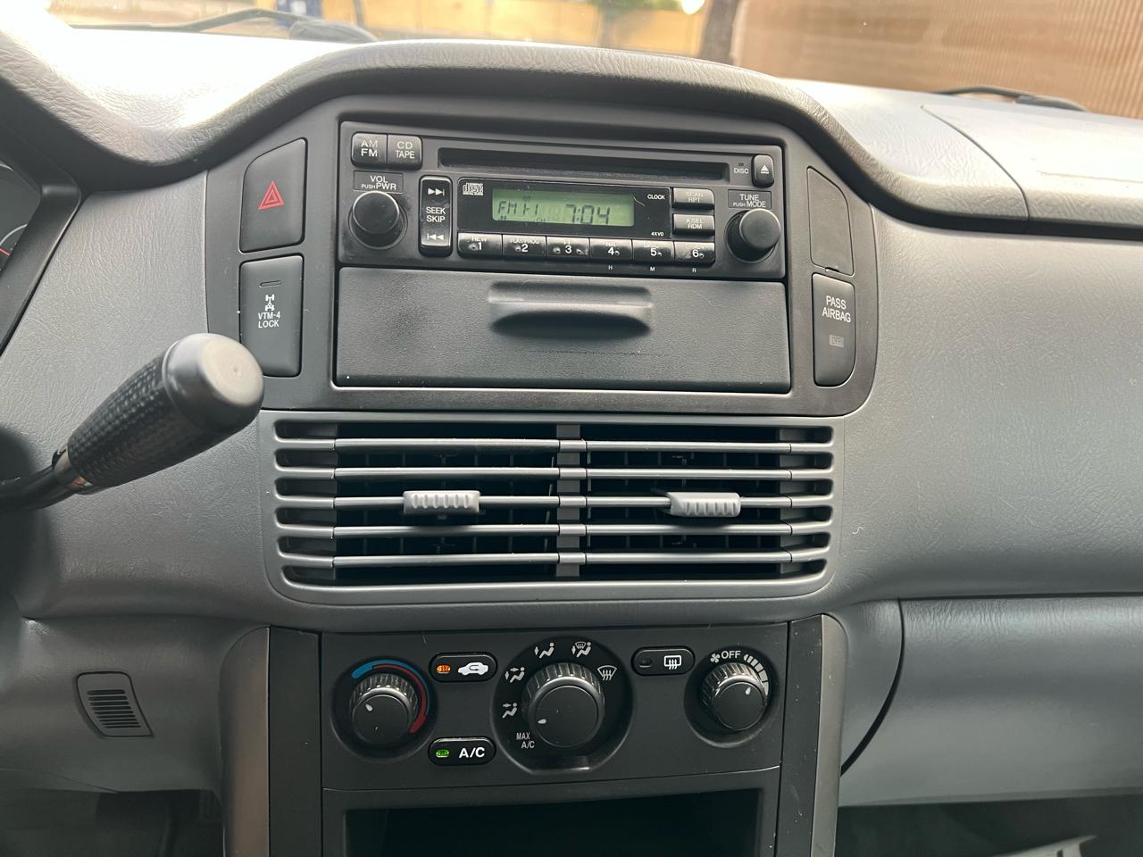 Honda Pilot LX 2005