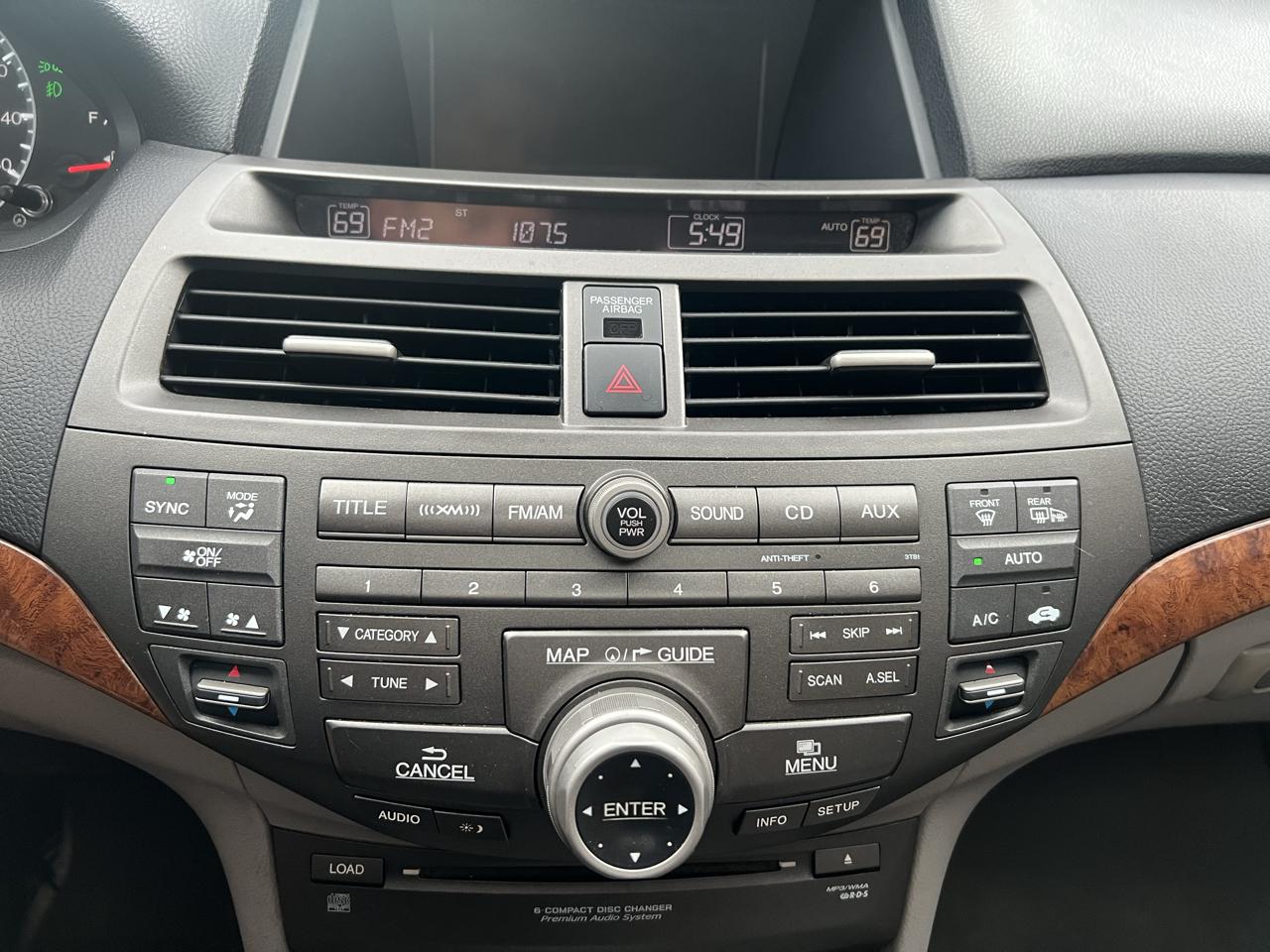 Honda Accord EX-L V-6 Sedan AT 2011