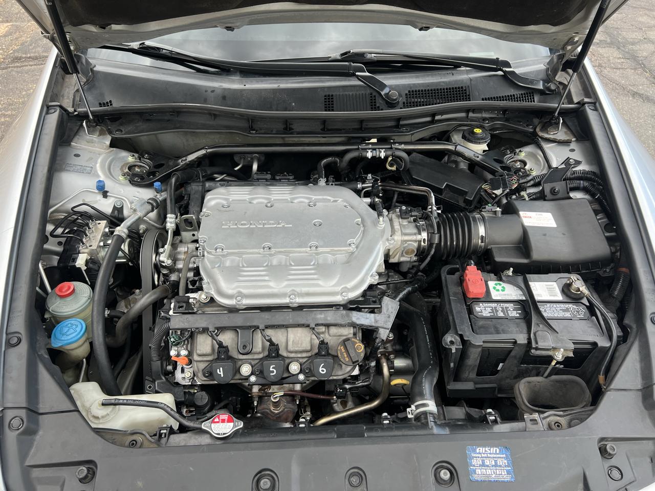 Honda Accord EX-L V-6 Sedan AT 2011
