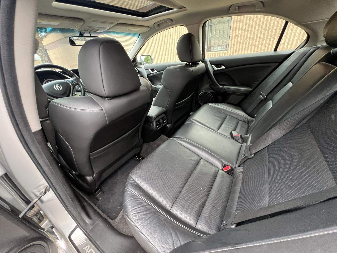 Acura TSX 5-speed AT 2012