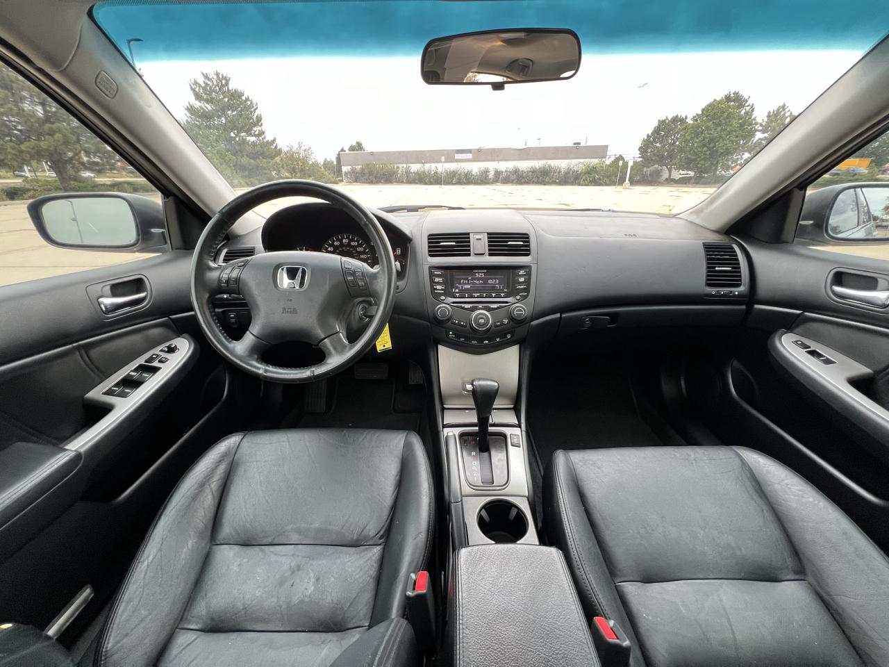 Honda Accord EX Sedan AT 2004