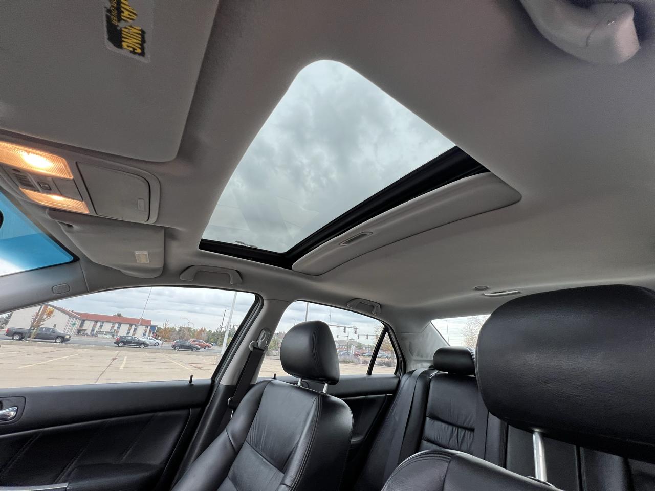 Honda Accord EX Sedan AT 2004