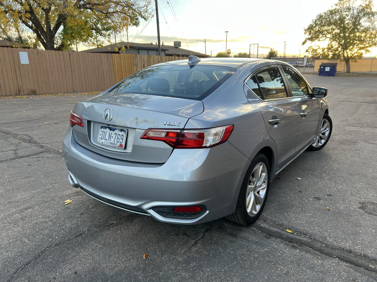 Acura ILX photo 3