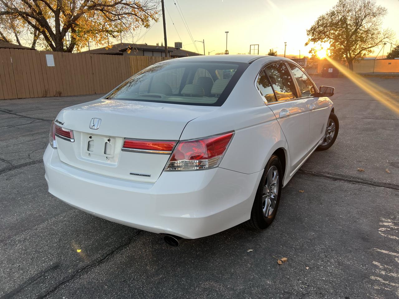 Honda Accord SE Sedan AT 2012